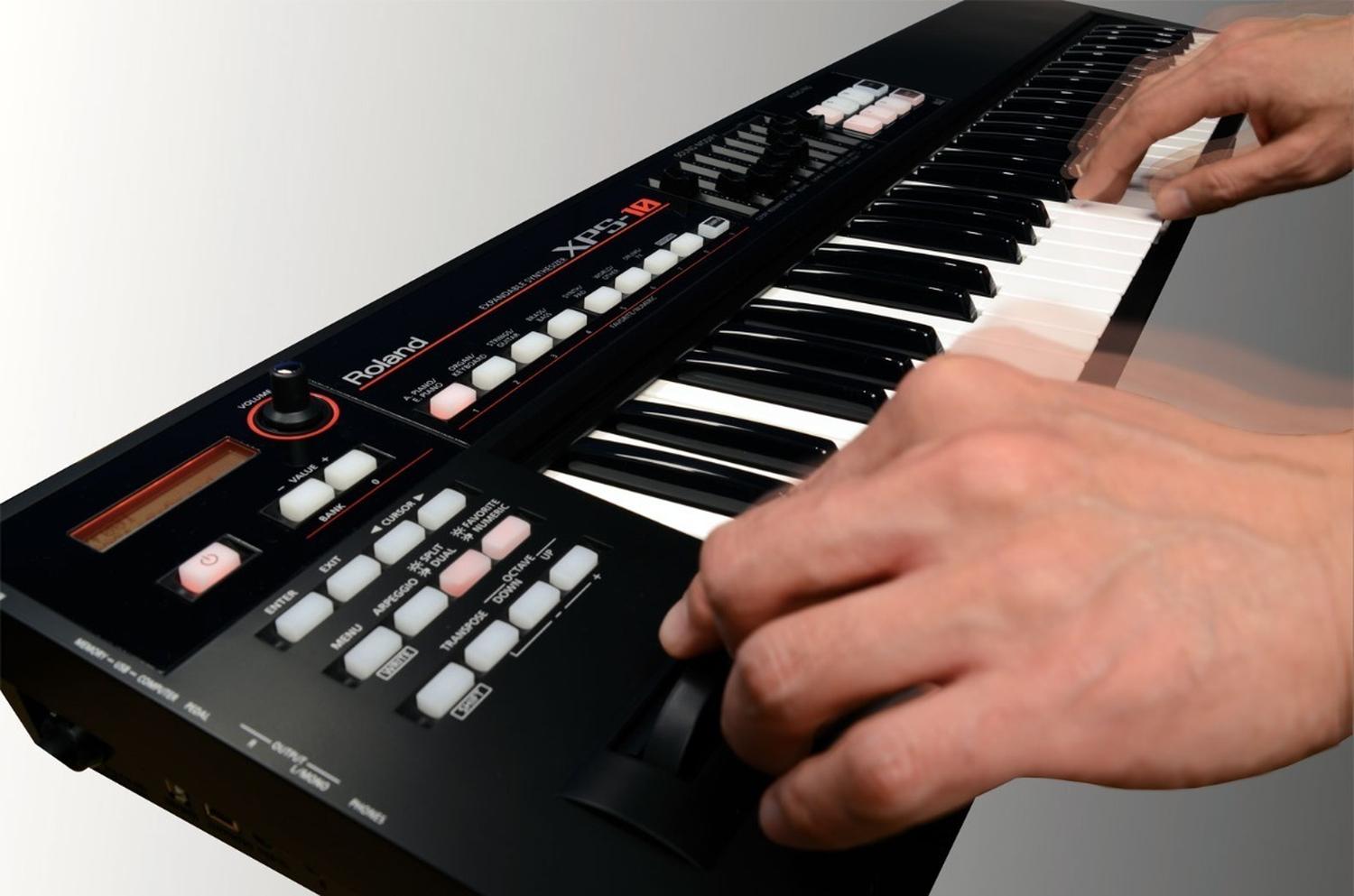 Roland Xps-10 Sintetizador Expandible Profesional 61 Teclas