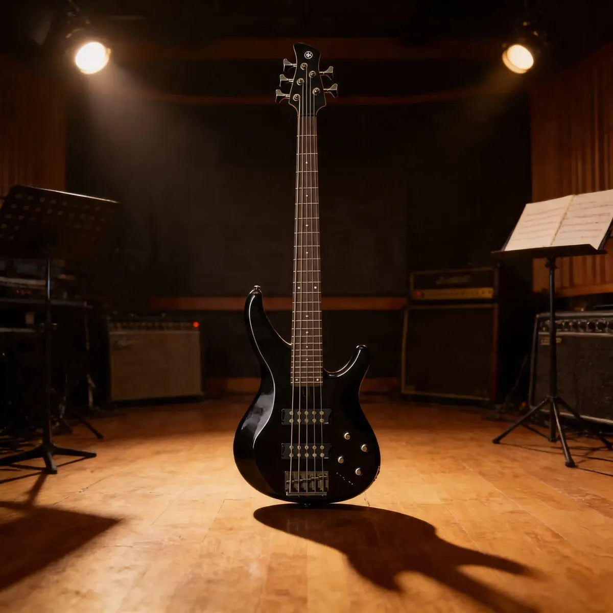 Yamaha Trbx305bl Bajo de 5 cuerdas con Funda, Base, Cable y afinador de regalo