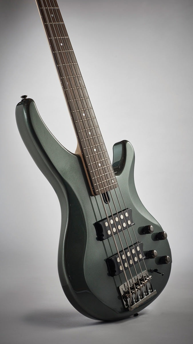 Yamaha Bajo Eléctrico De 5 Cuerdas Activo Color Verde Modelo TRBX305MGR
