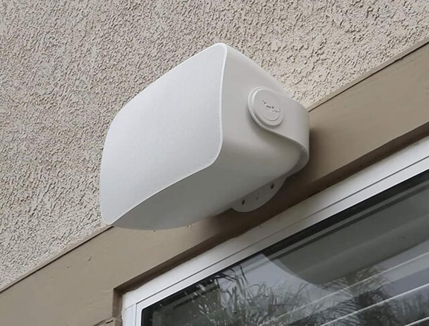 Sonos Outdoor Outdrww1 Par De Bocinas De Pared Para Exterior