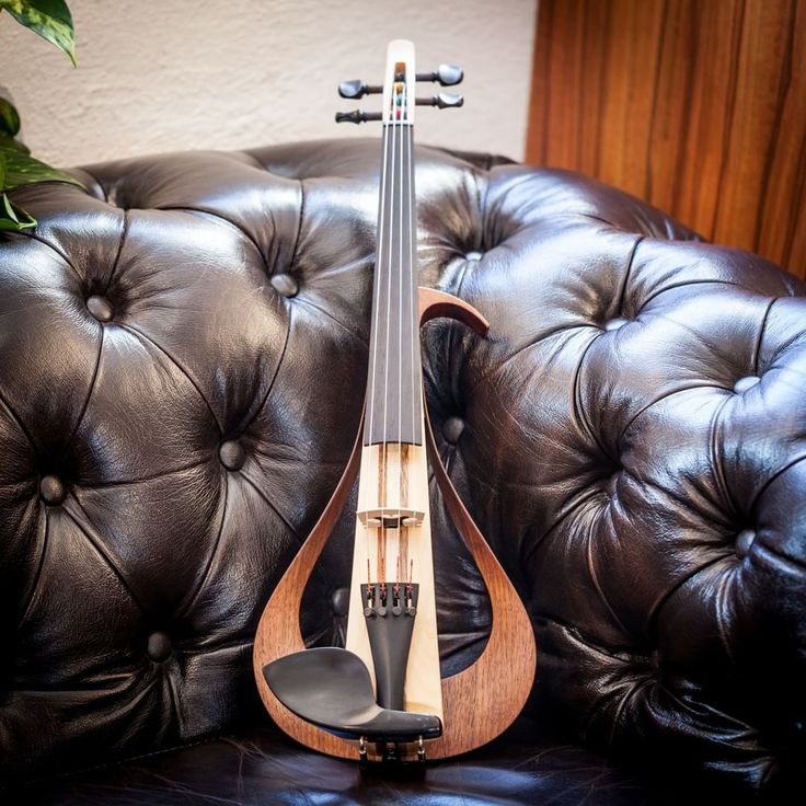 Yamaha Yev104BL violin Eléctrico Negro