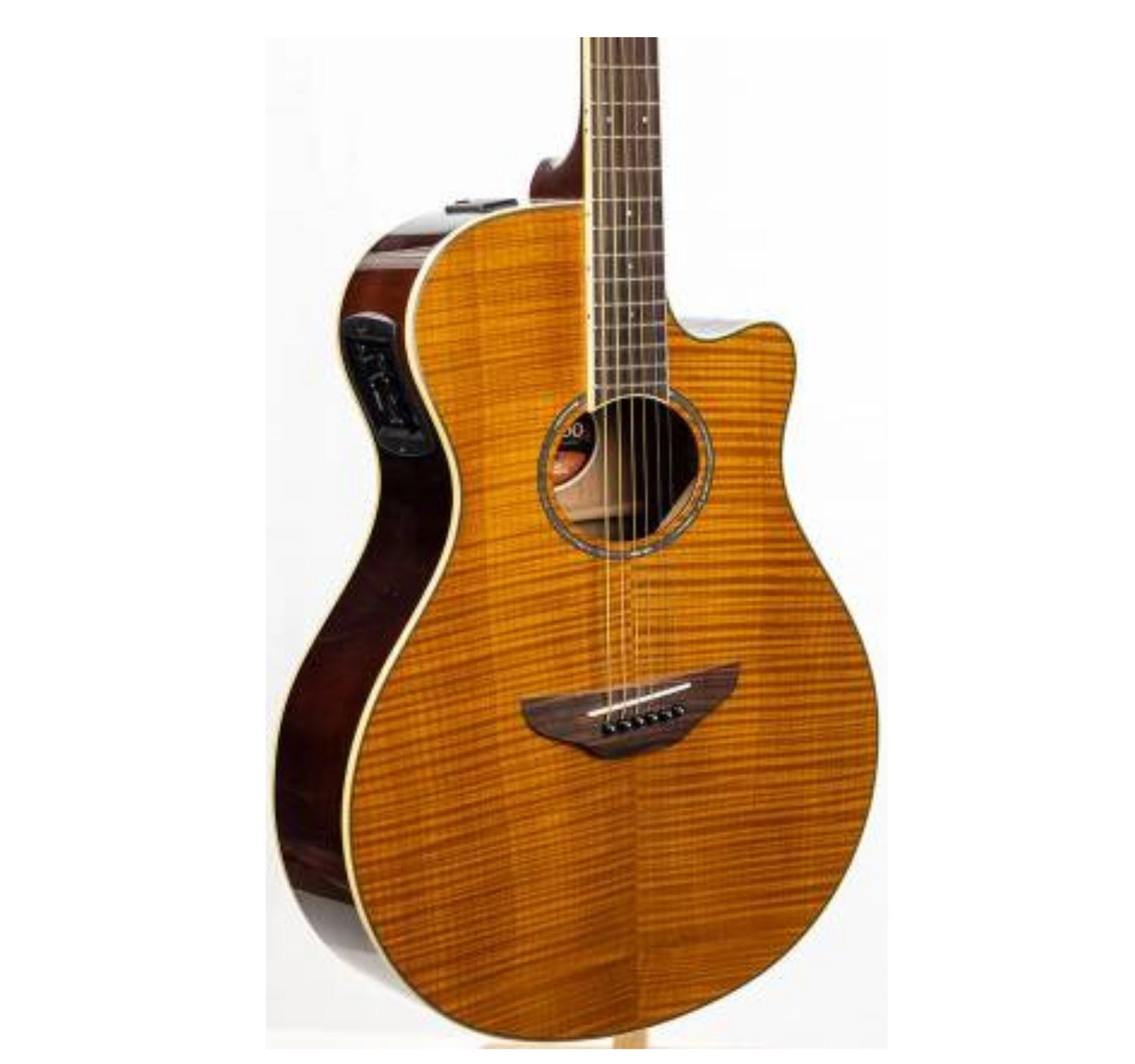 Guitarra Yamaha APX600FM-AM Electroacústica Arce Flameado Ámbar