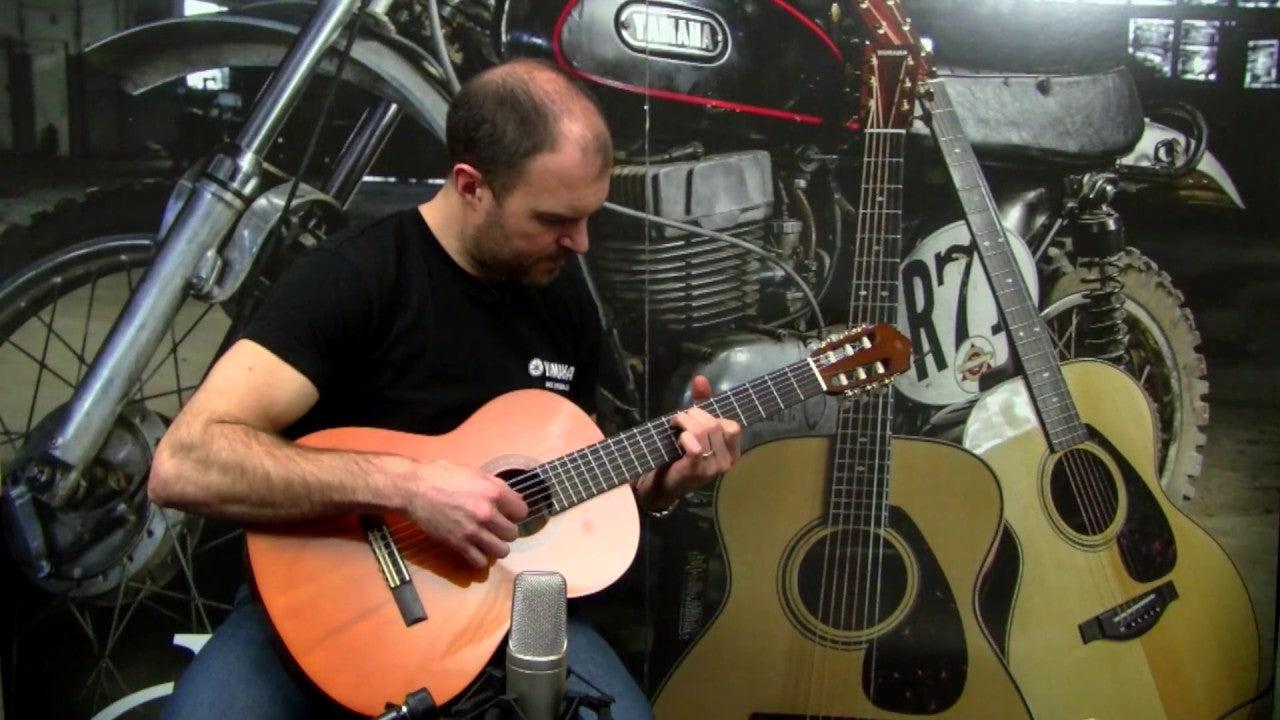 Yamaha CS40 Guitarra Acústica, color Natural de 6 cuerdas 3/4