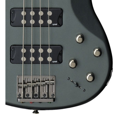 Yamaha Bajo Eléctrico De 5 Cuerdas Activo Color Verde Modelo TRBX305MGR