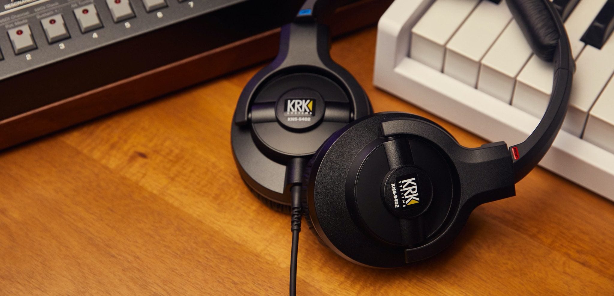 Krk KNS-6402 Over-ear Studio Monitoring Headphones