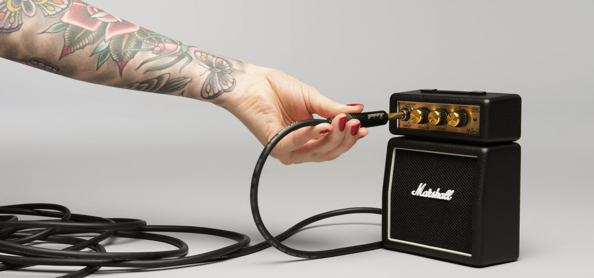 Amplificador Marshall Micro Amp Ms-2 Guitarra De 1w Negro