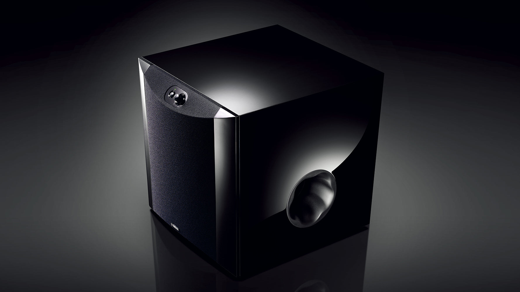 Yamaha Ns-sw300pb Subwoofer Activo Color Piano Black