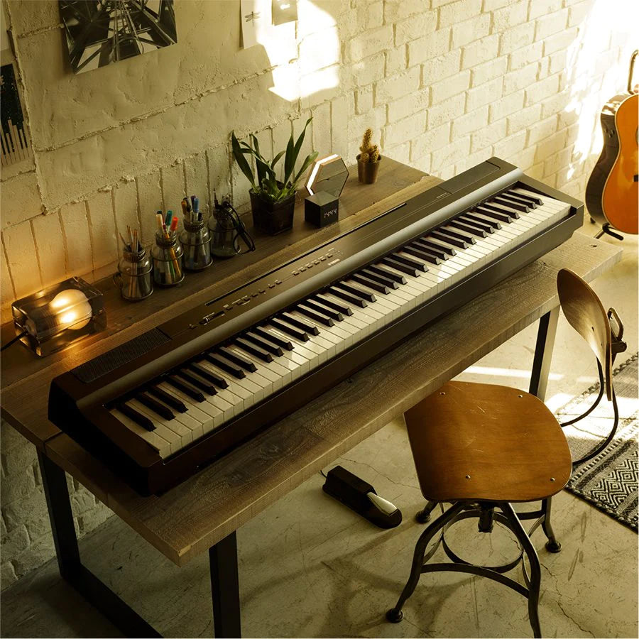 Yamaha Teclado Piano Digital 88 Teclas P125AB
