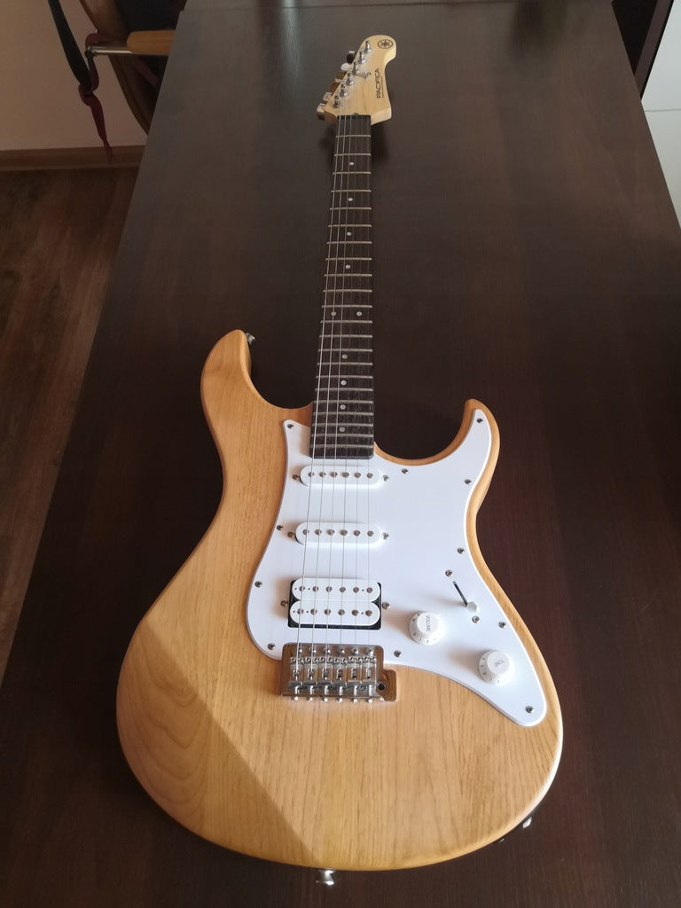 Yamaha Pacifica Electric Guitar PAC112JYNS - Natural Yellow