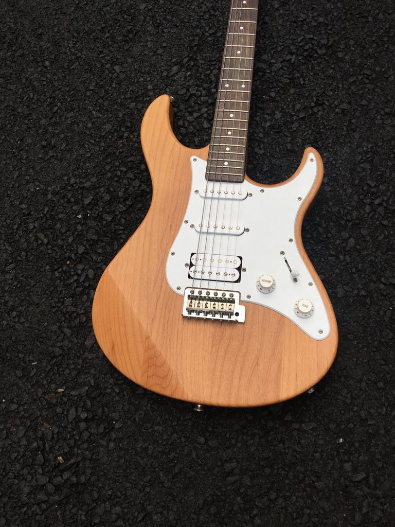 Yamaha Pacifica Electric Guitar PAC112JYNS - Natural Yellow