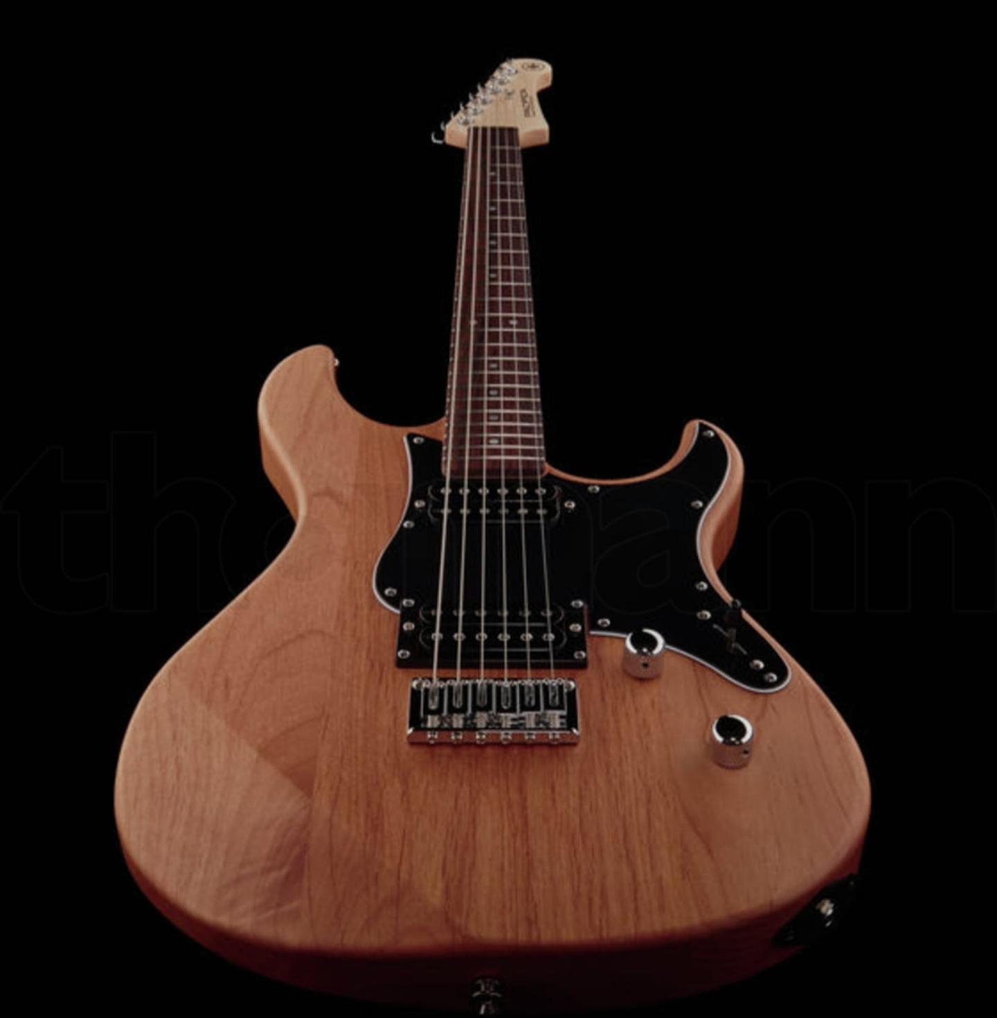 Guitarra Eléctrica Yamaha PAC112VMXYNS Yellow Natural Satin.