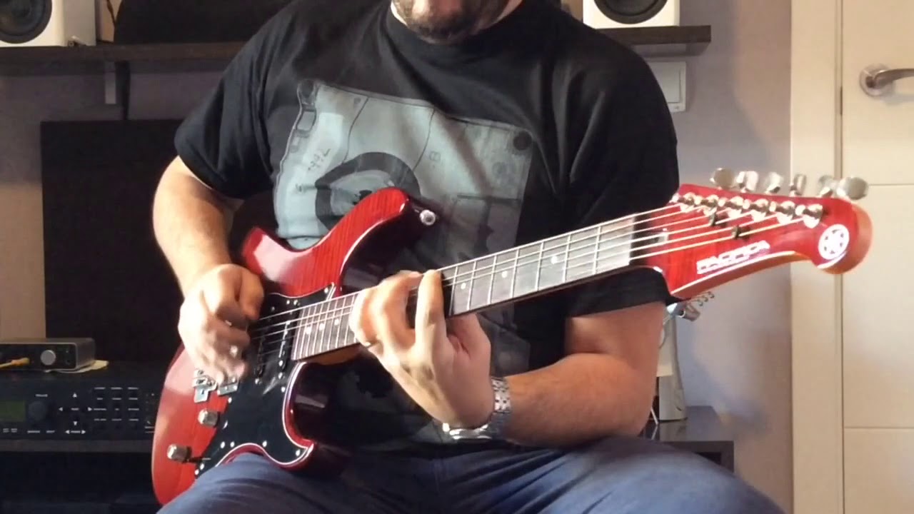 Yamaha guitarra electrica pacífica PAC612VIIFMRTB color rojo