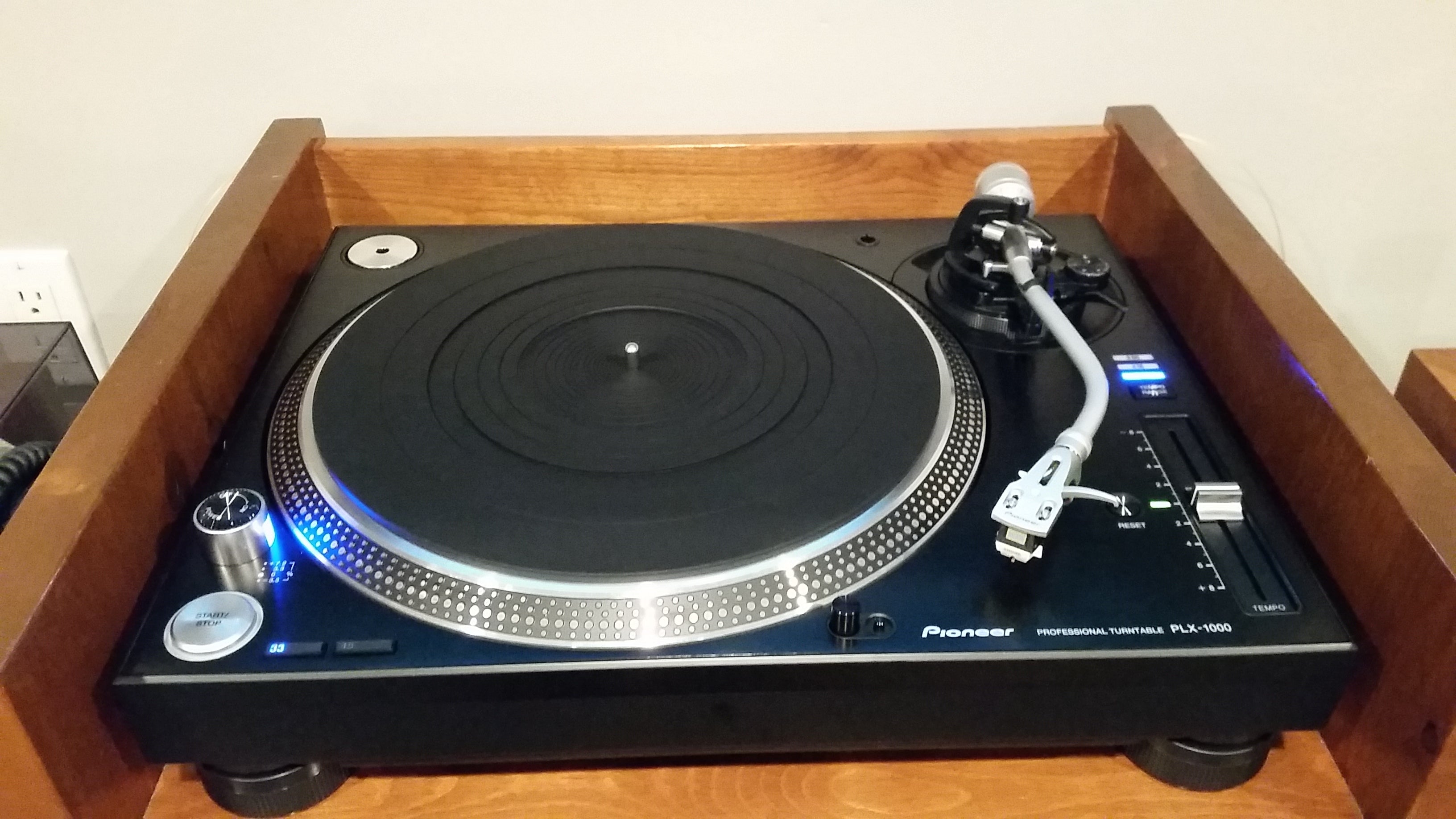 Pioneer PLX-1000 Professional Turntable