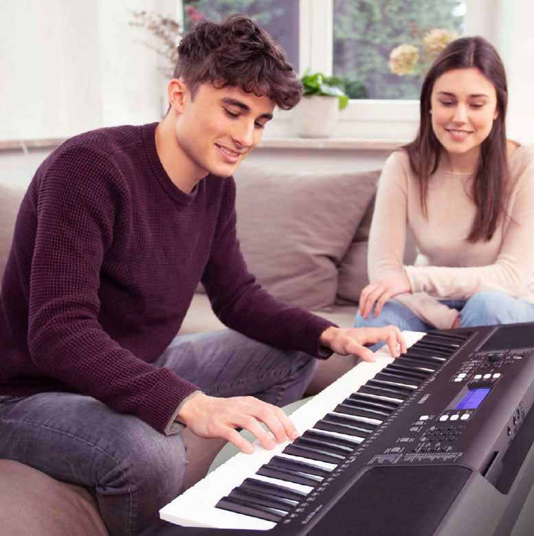 Yamaha PSRE373 Intermediate 5 Octave Keyboard