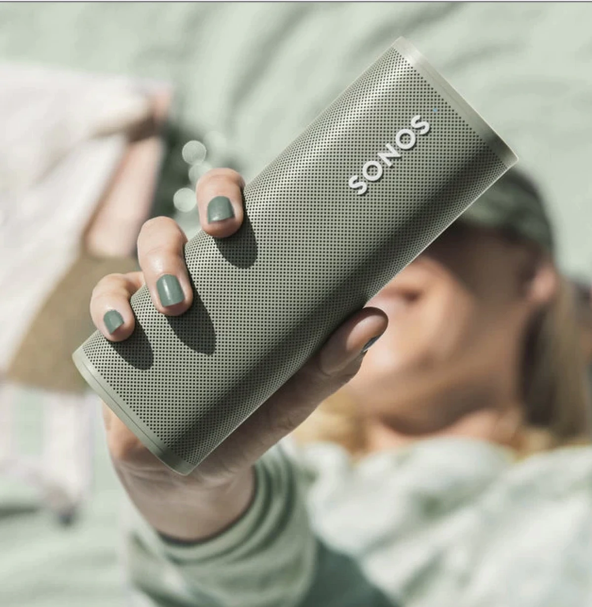 Bocina Inteligente Aprueba De Agua Sonos Roam Verde