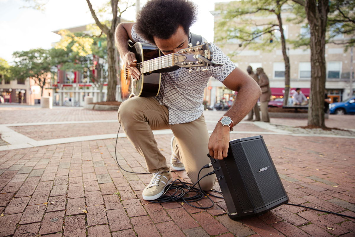 Bose Paquete de S1-Pro Bocina Bluetooth Portable Sin Bateria Audio Estereo
