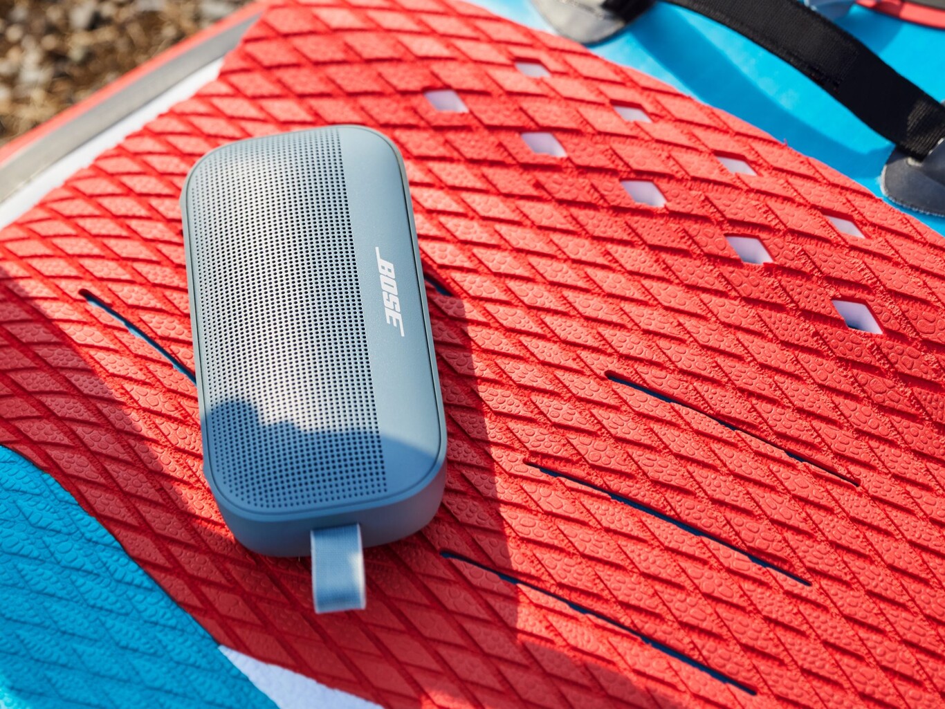 Bocina portátil Sounlink Blanca BOSE SLFLEX-BLU