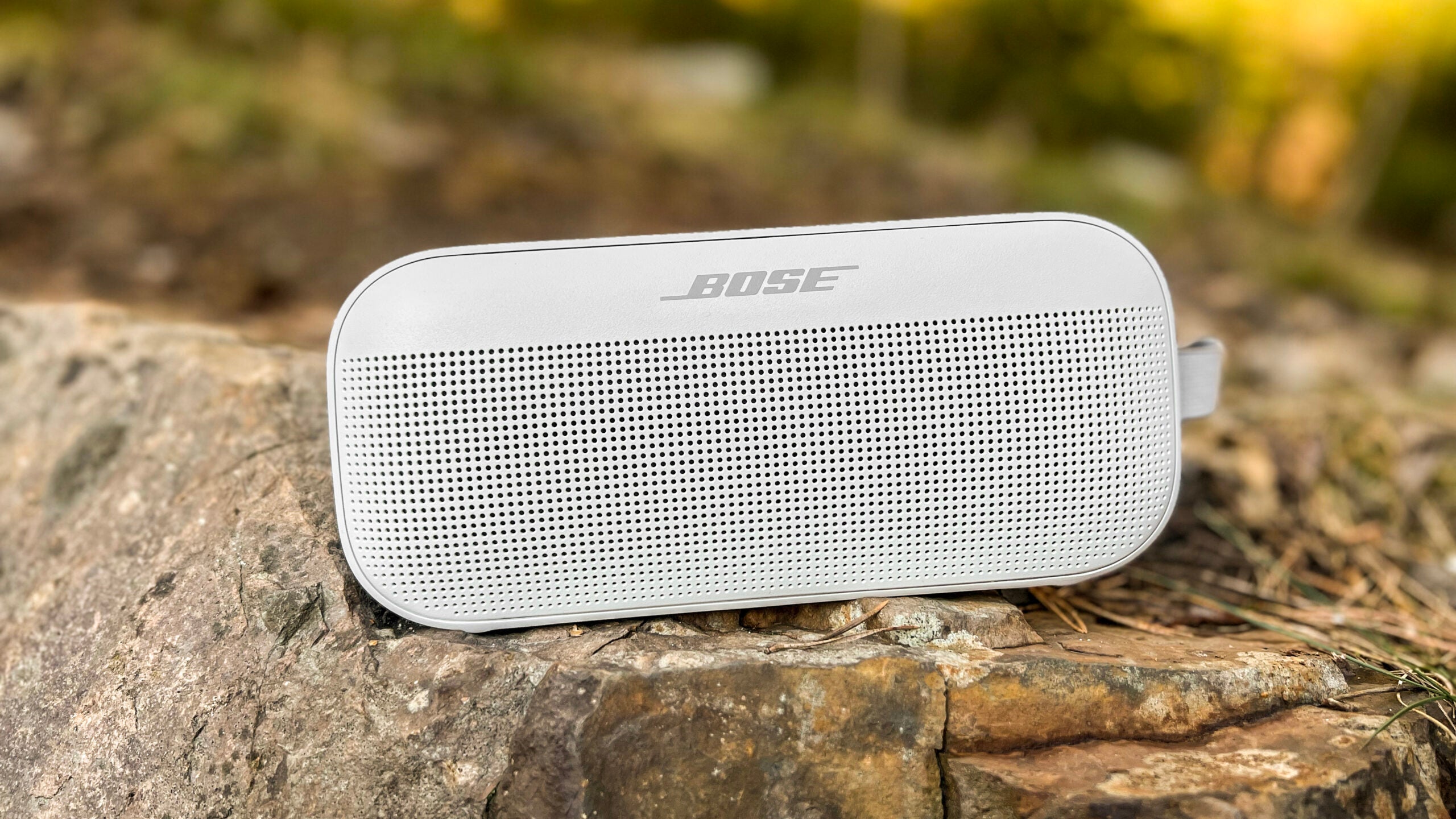 Bocina BOSE portátil Soundlink Flex color Blanco