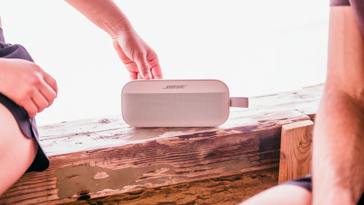 Bocina BOSE portátil Soundlink Flex color Blanco