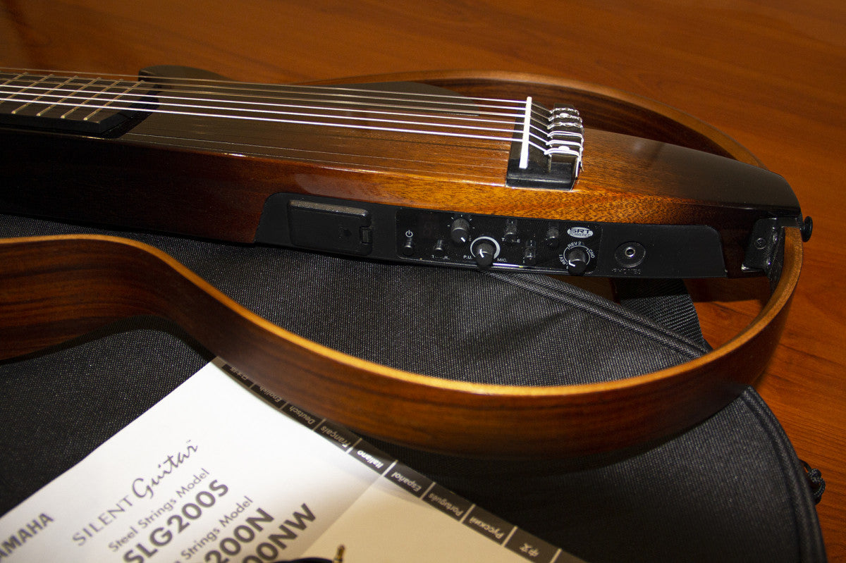 Guitarra Eléctrica Yamaha Silent SLG200N Color Natural