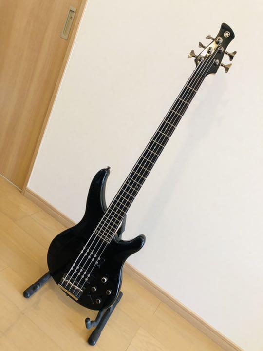 Bajo Eléctrico 5 Cuerdas Activo Yamaha TRBX305-Negro