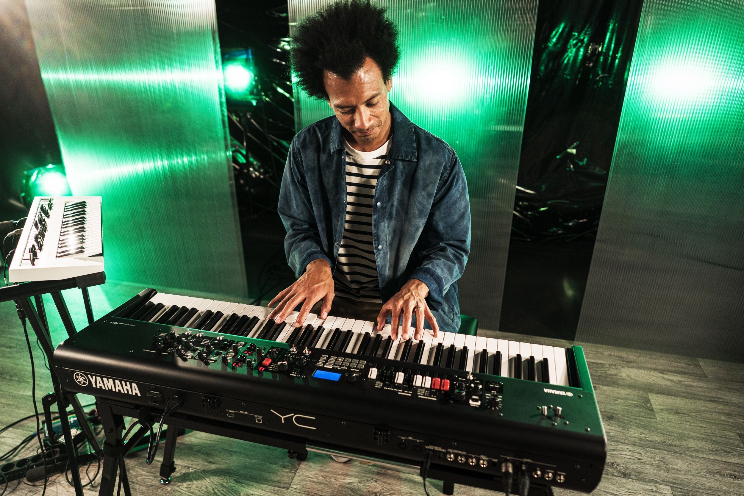 Órgano de Escenario 73 Teclas Yamaha YC73-Negro
