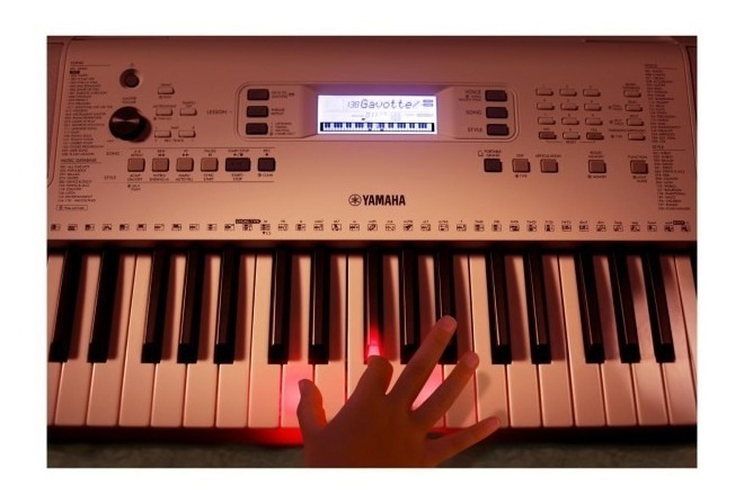 Yamaha Ez-300 Teclado Digital Con Teclas Iluminadas