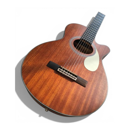 McCartney QA66 Guitarra Electroacústica Con Cuerdas de Nailon