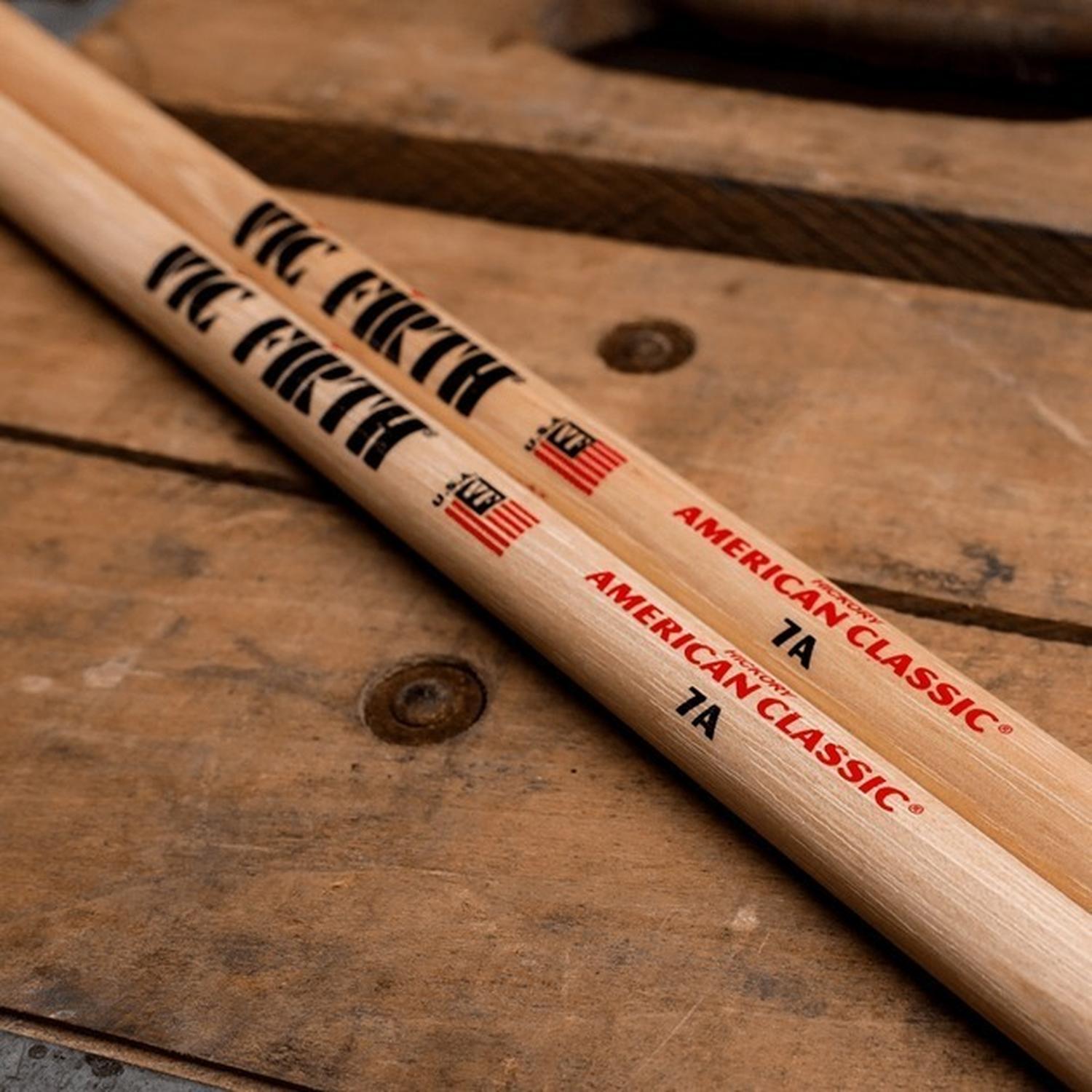 Vic Firth American Classic 7a Baquetas Con Punta De Madera