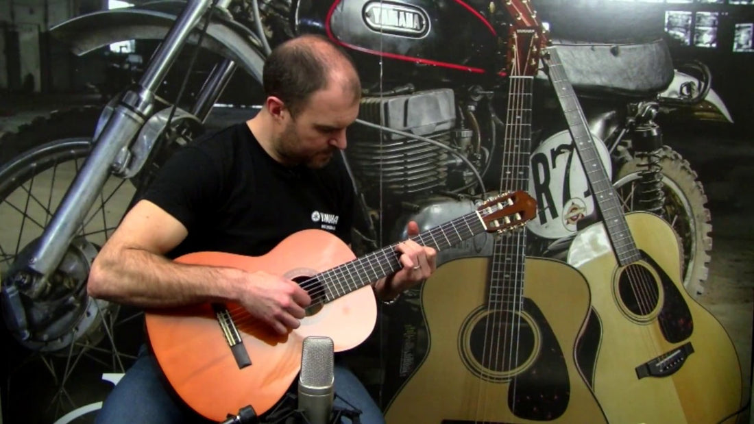 Yamaha CS40 Guitarra Acústica, color Natural de 6 cuerdas 3/4