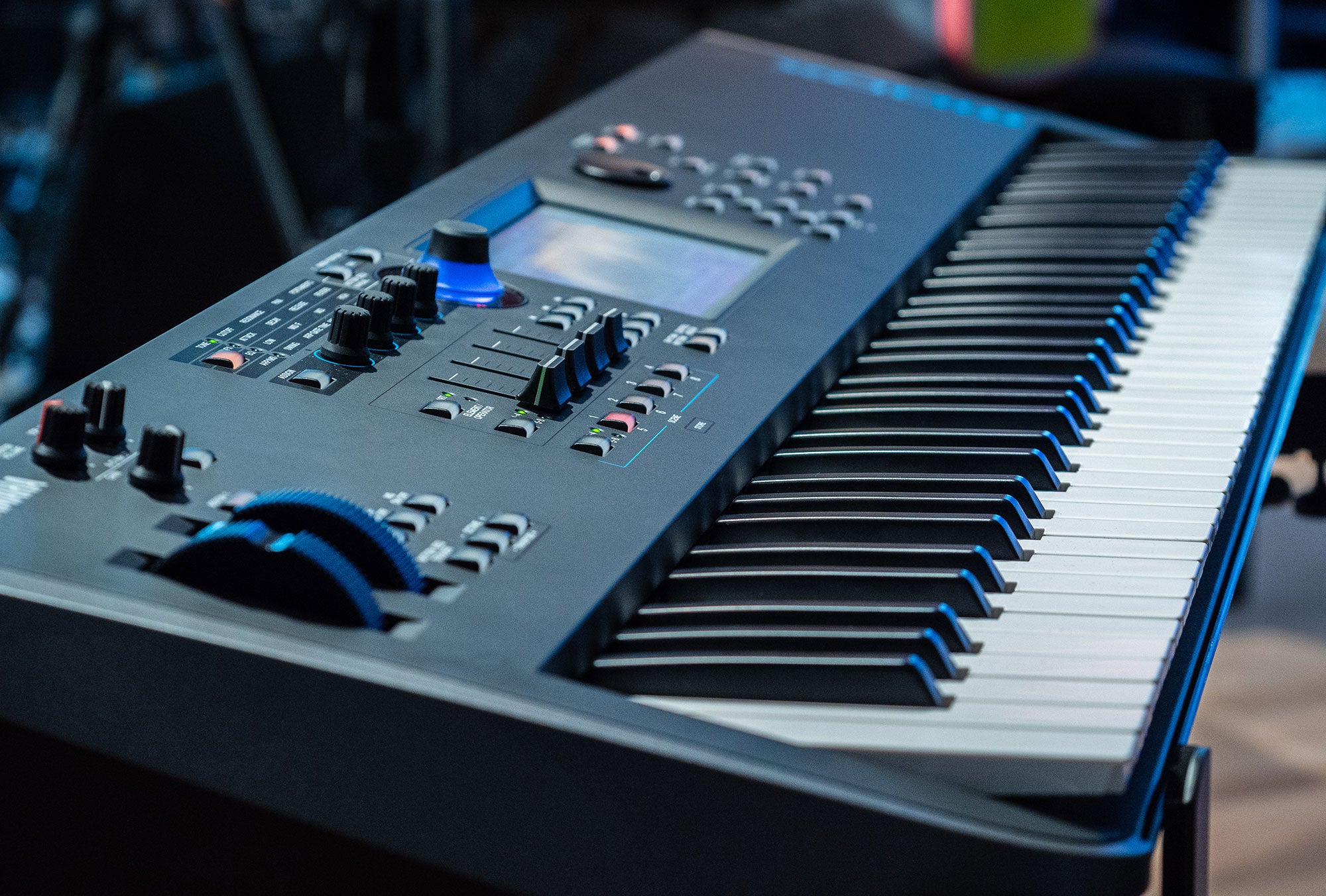 Yamaha MODX6 Sintetizador para Producción Musical