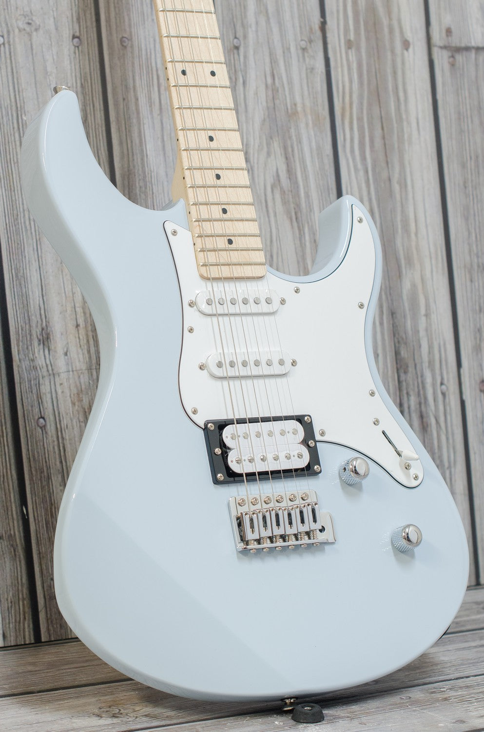 Guitarra Eléctrica Yamaha Pacífica PAC112VMICB-Ice Blue.