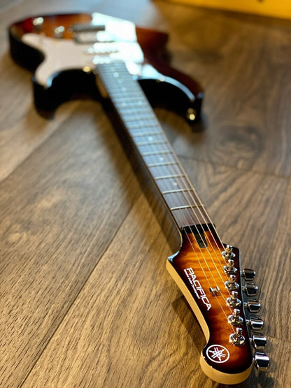 Guitarra Eléctrica Yamaha Pac212vqmtbs Sunburst Gloss