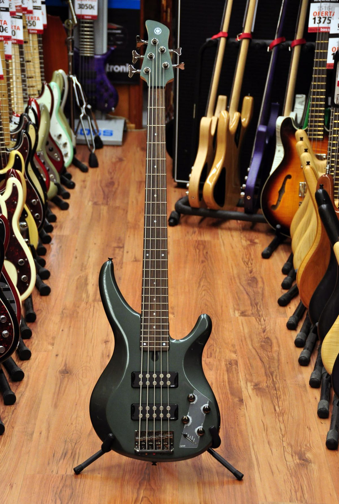 Yamaha Bajo Eléctrico De 5 Cuerdas Activo Color Verde Modelo TRBX305MGR